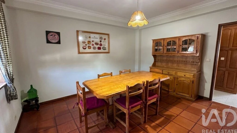 Moradia T4 para Venda em Santa Marta de Portuzelo Foto 8