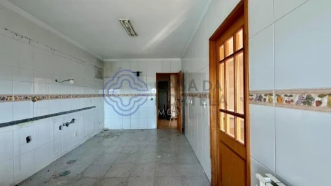 Apartamento T3 para Venda em Custóias, Leça do Balio e Guifões
