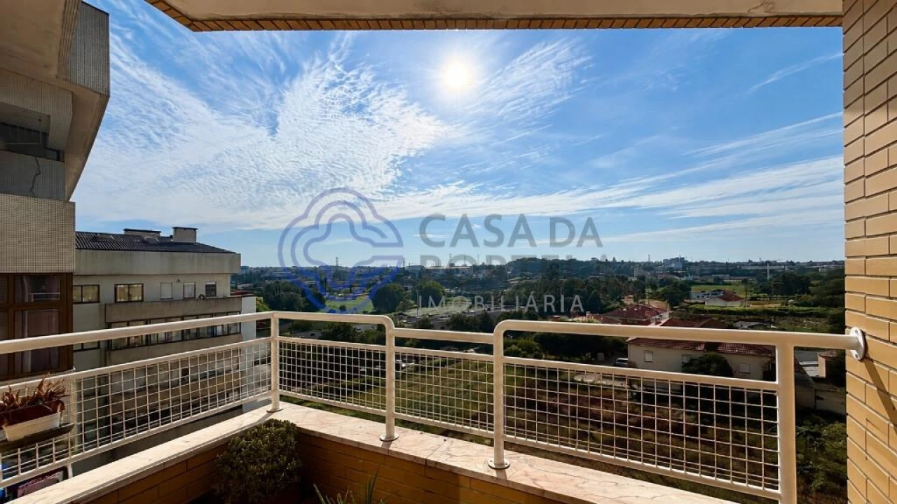 Apartamento T3 para Venda em Custóias, Leça do Balio e Guifões Foto 2