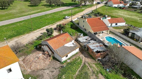 Moradia T3 para Venda em Foros de Vale de Figueira