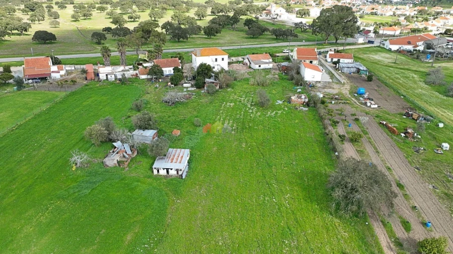 Moradia T3 para Venda em Foros de Vale de Figueira Foto 17