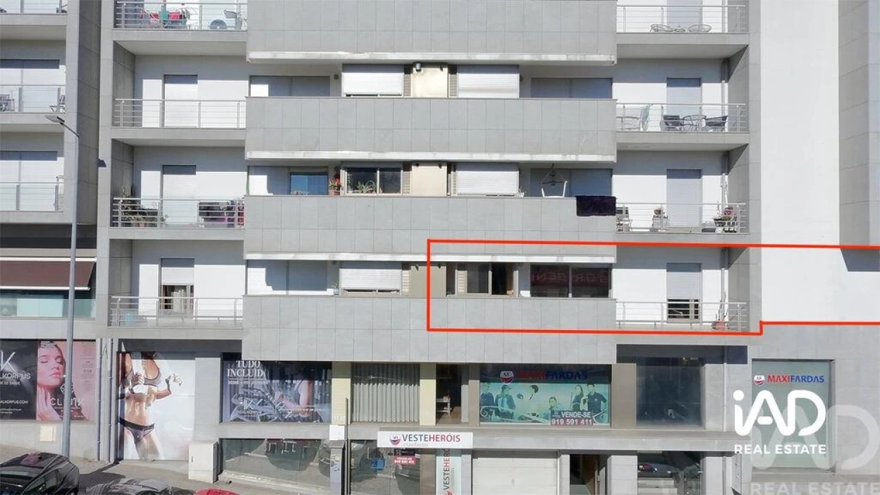 Apartamento T3 para Venda em Paredes Foto 37