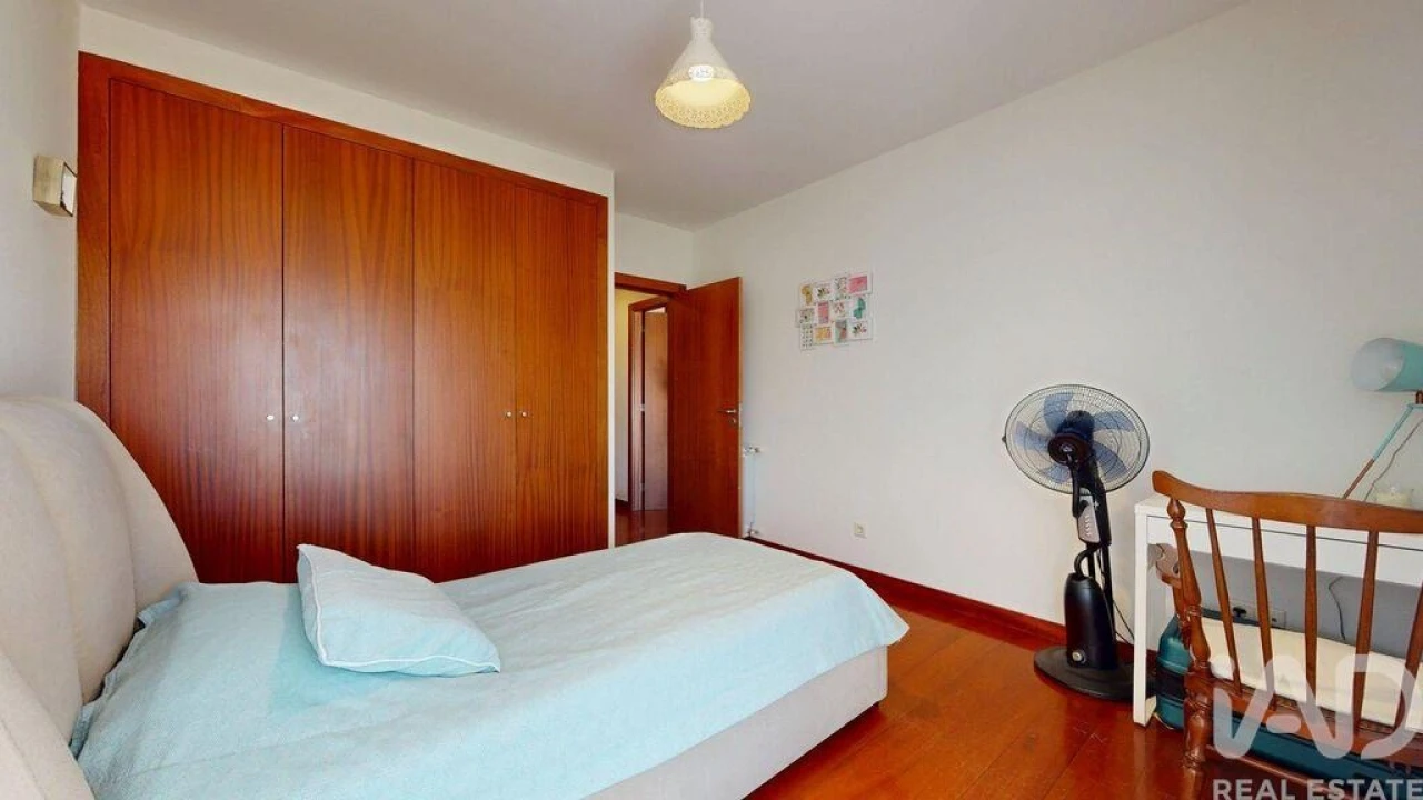 Apartamento T3 para Venda em Paredes Foto 32