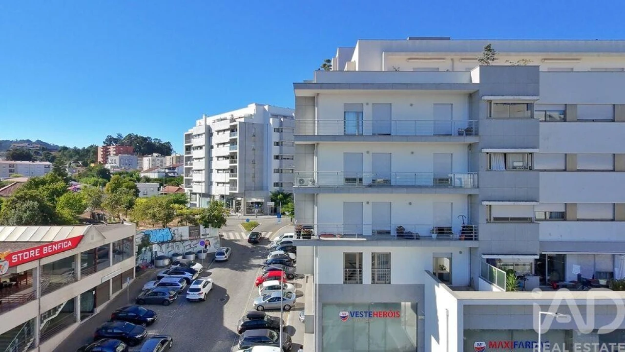 Apartamento T3 para Venda em Paredes Foto 38