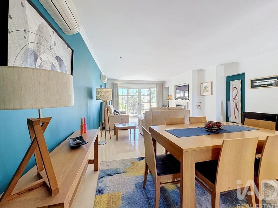 Apartamento T2 para Venda em Quarteira Foto 23