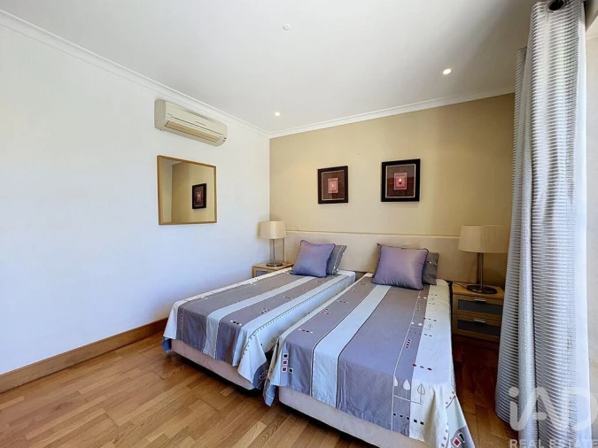 Apartamento T2 para Venda em Quarteira Foto 5