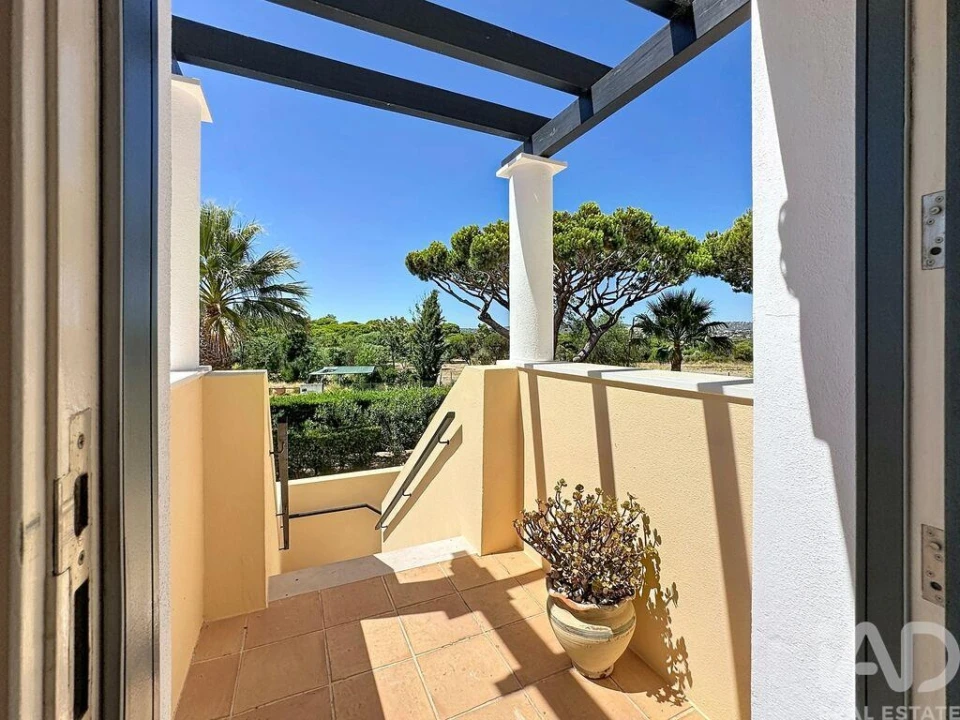 Apartamento T2 para Venda em Quarteira Foto 29