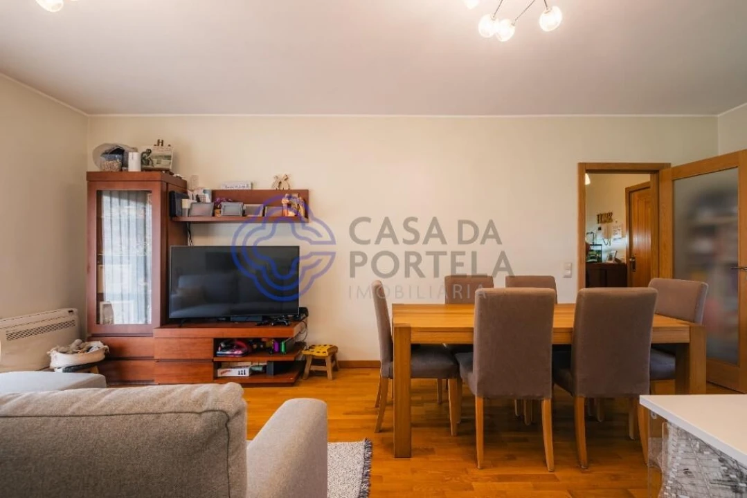 Apartamento T2 para Venda em Valongo Foto 4