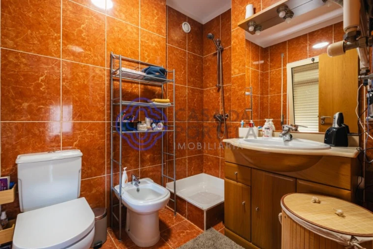 Apartamento T2 para Venda em Valongo Foto 8