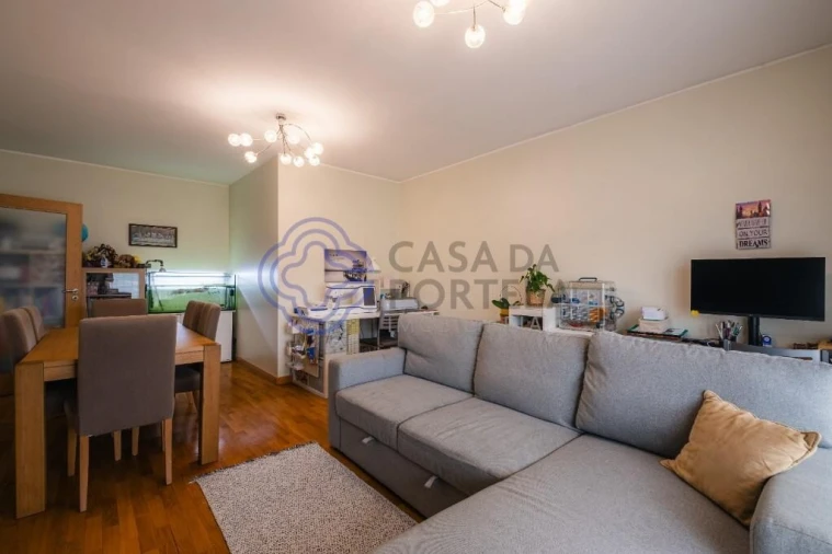 Apartamento T2 para Venda em Valongo Foto 3