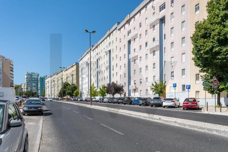 Apartamento T3 para Venda em Penha de França Foto 23