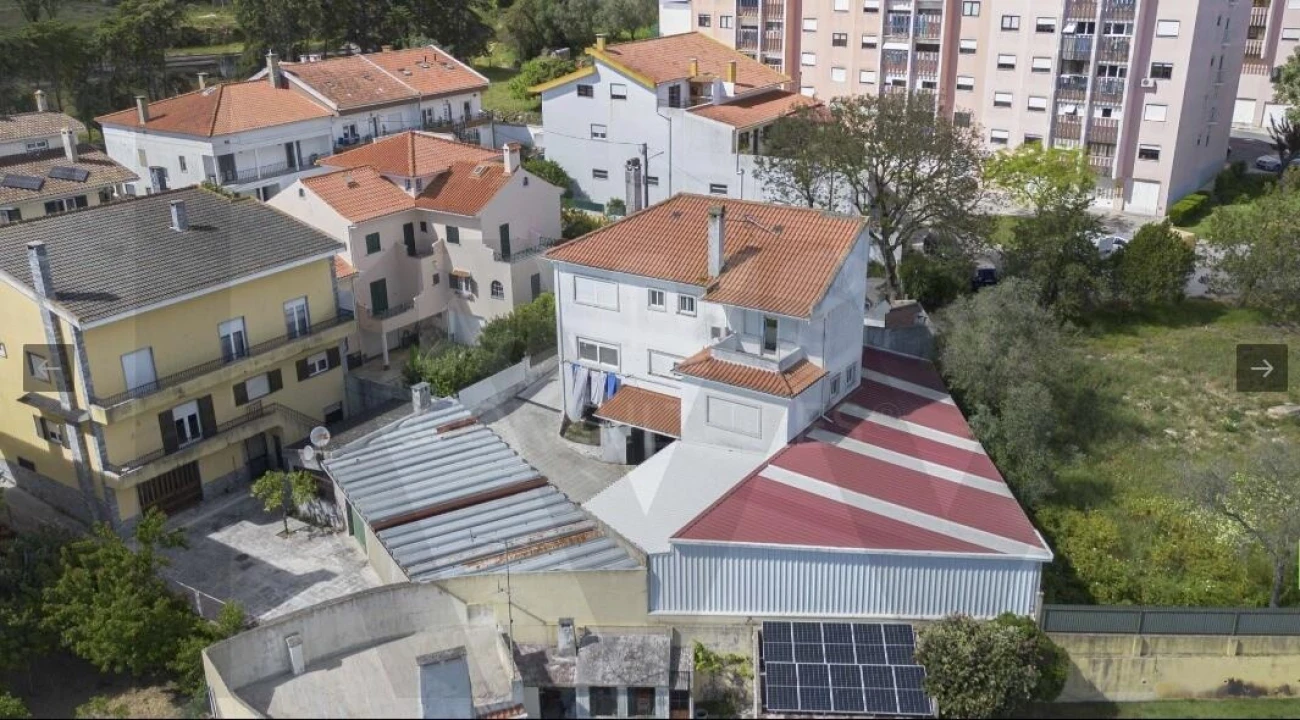 Moradia T4 para Venda em Ramada e Caneças Foto 26