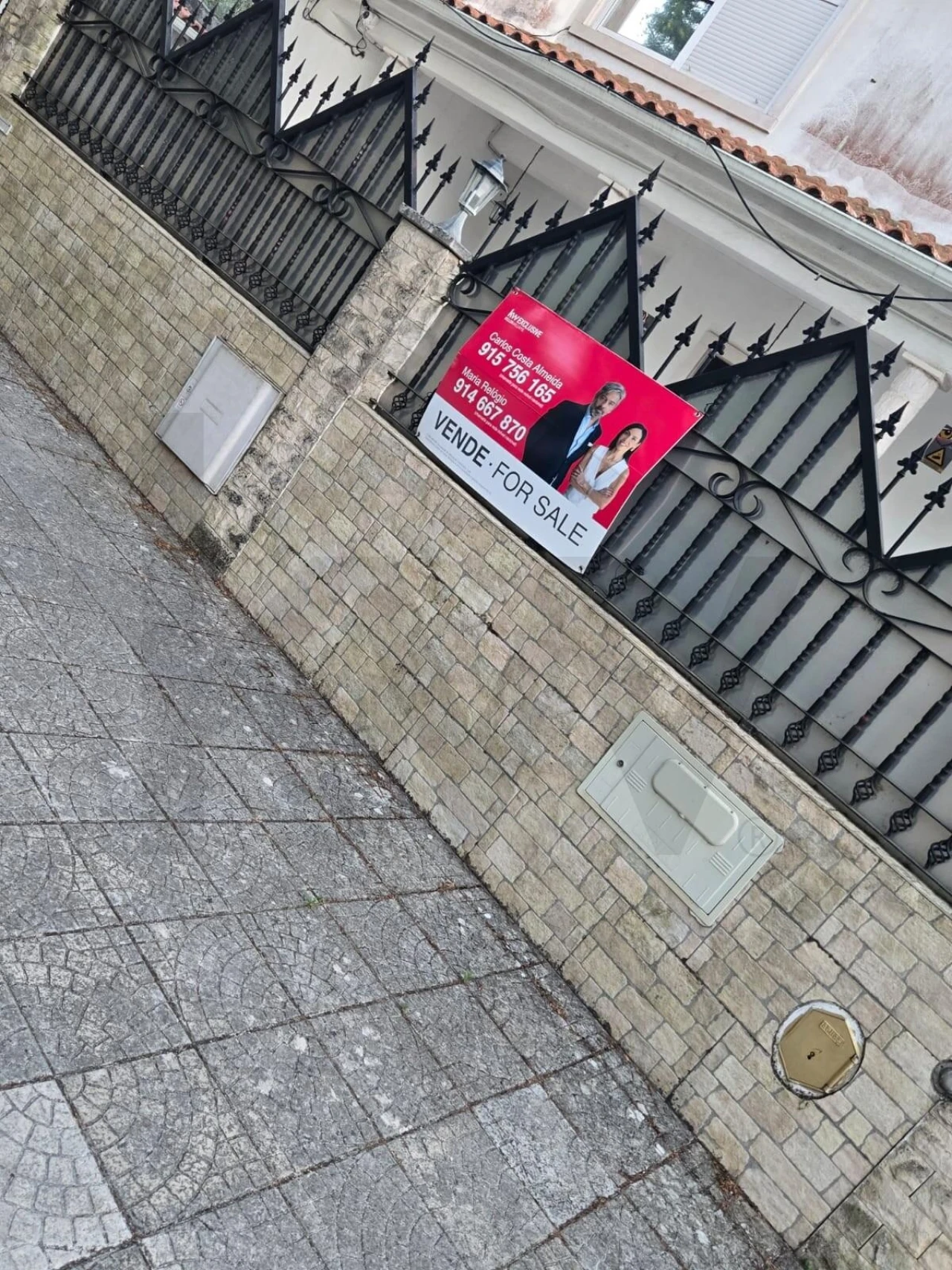 Moradia T4 para Venda em Ramada e Caneças Foto 3