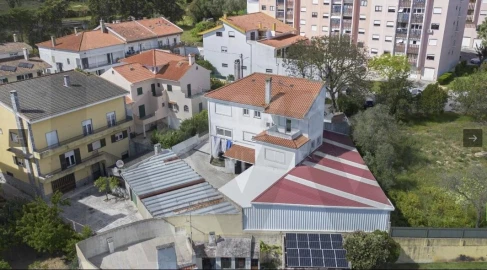 Moradia T4 para Venda em Ramada e Caneças