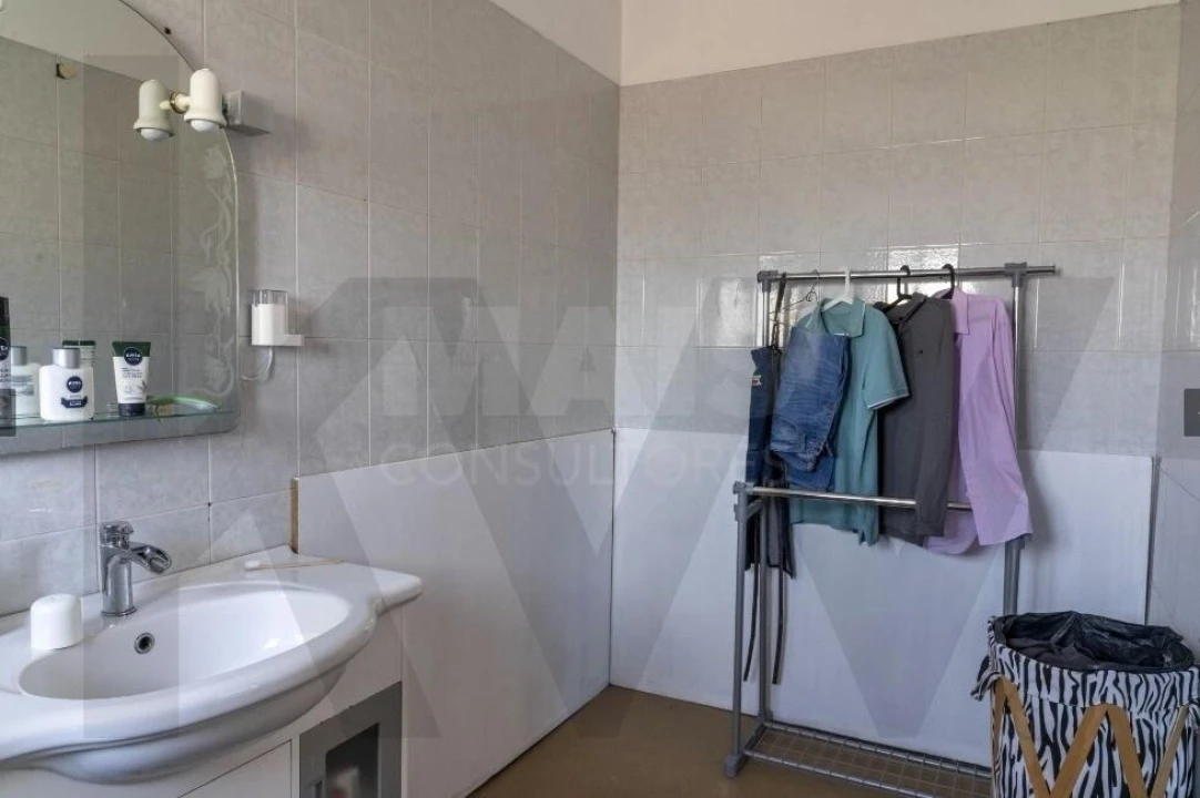 Moradia T4 para Venda em Ramada e Caneças Foto 17