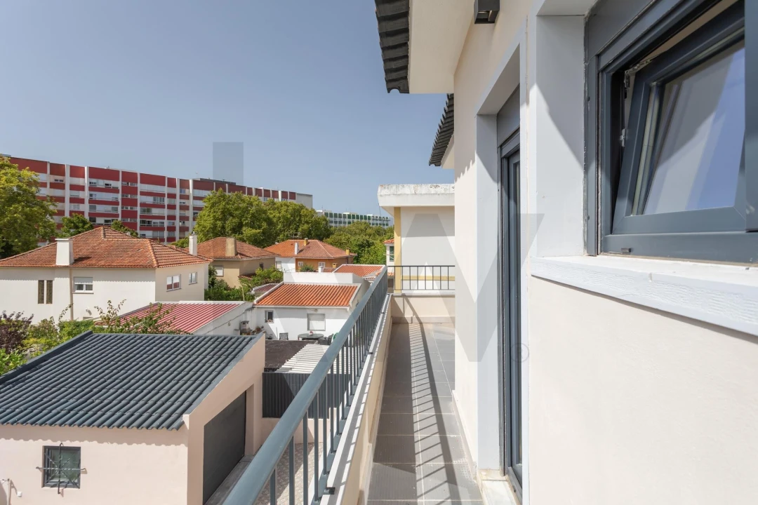 Moradia T5 para Arrendamento em Carcavelos e Parede Foto 44