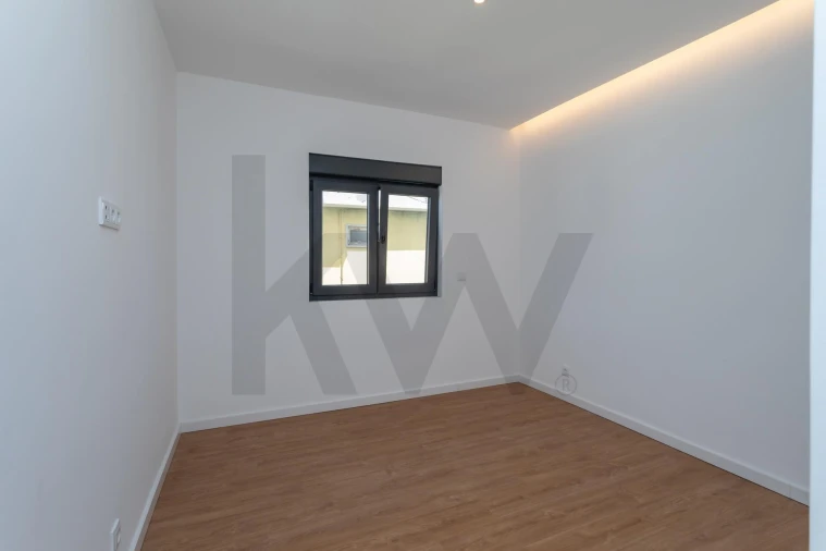 Moradia T5 para Arrendamento em Carcavelos e Parede Foto 34