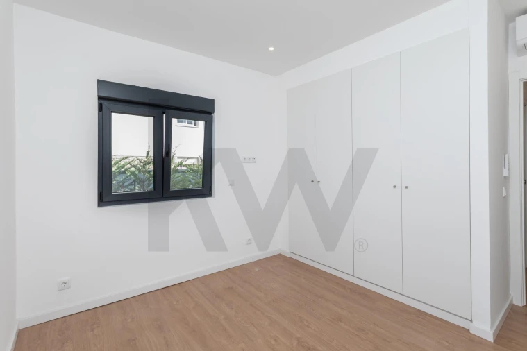 Moradia T5 para Arrendamento em Carcavelos e Parede Foto 19