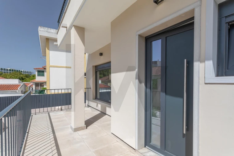 Moradia T5 para Arrendamento em Carcavelos e Parede Foto 47