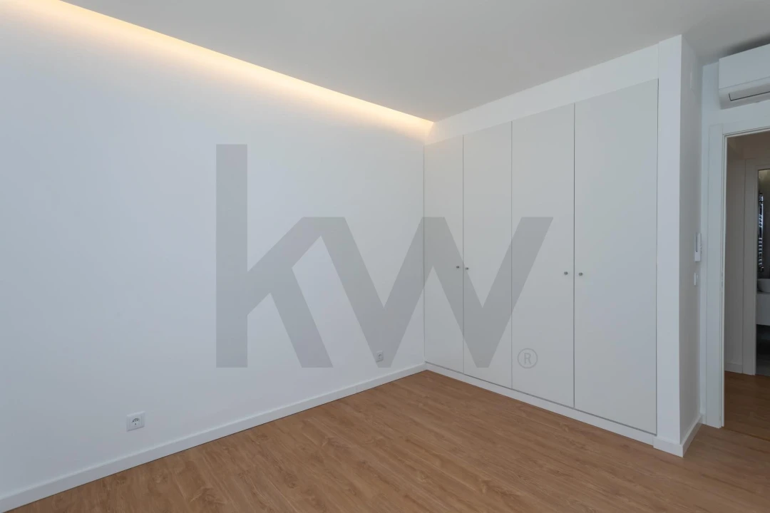 Moradia T5 para Arrendamento em Carcavelos e Parede Foto 35