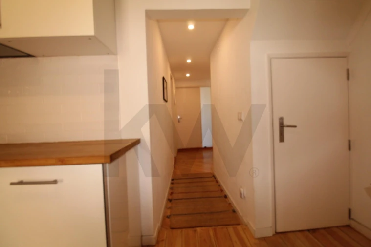 Apartamento T1 para Venda em São Vicente Foto 9