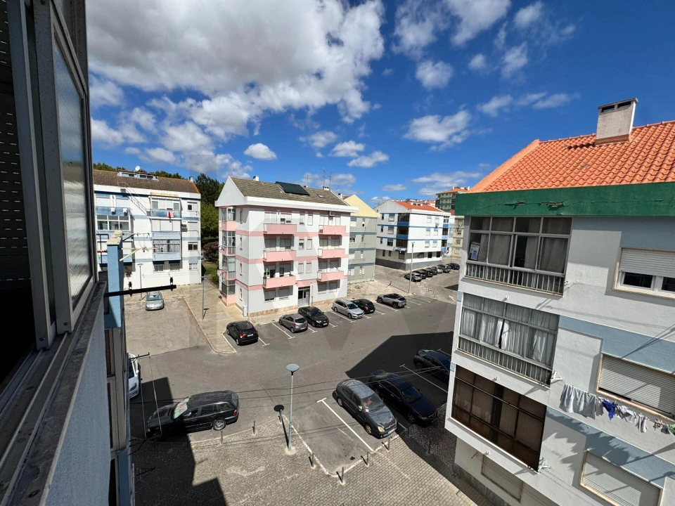 Apartamento T3 para Venda em Amora Foto 33