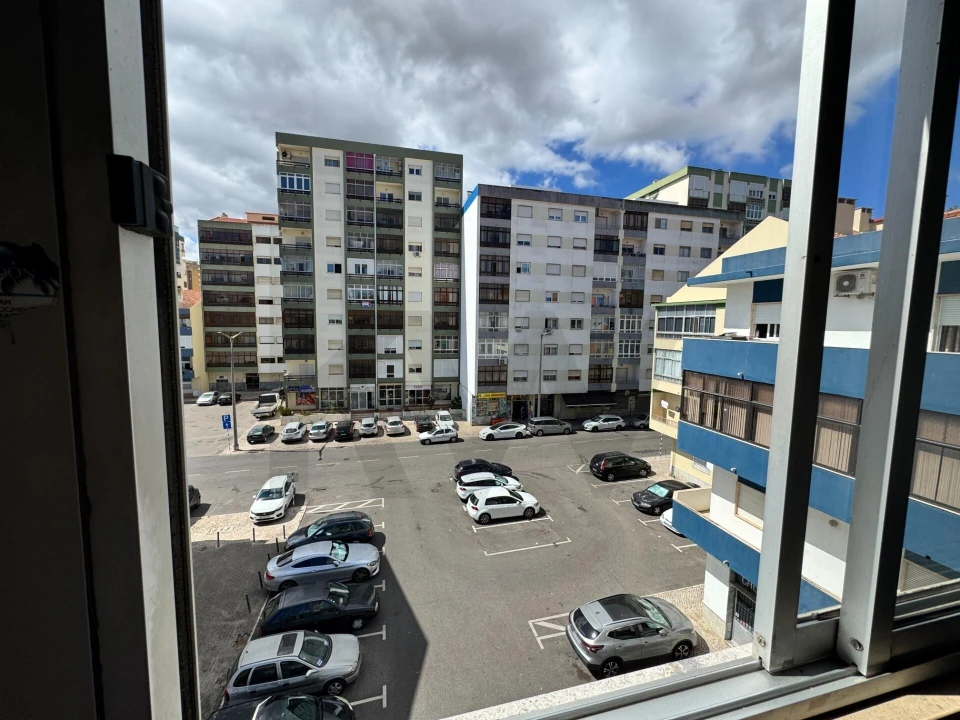 Apartamento T3 para Venda em Amora Foto 22