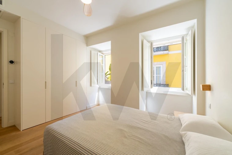 Apartamento T2 para Arrendamento em Santo António Foto 13