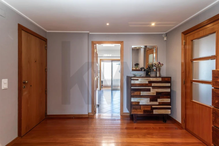 Apartamento T2 para Venda em São Domingos de Rana Foto 25