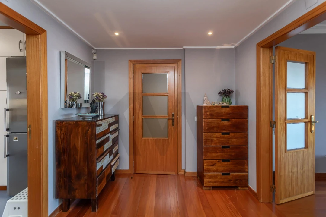 Apartamento T2 para Venda em São Domingos de Rana Foto 1