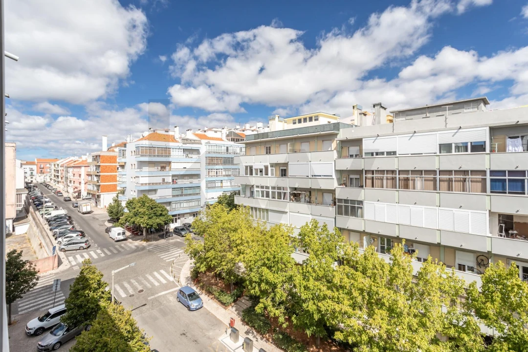 Apartamento T2 para Venda em Ajuda Foto 28