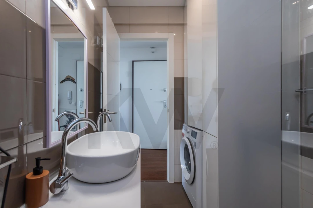Apartamento T2 para Venda em Ajuda Foto 14
