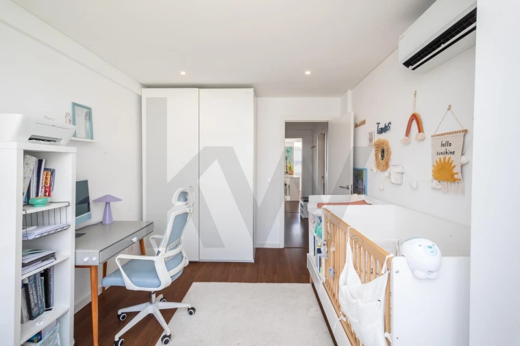 Apartamento T2 para Venda em Ajuda Foto 23