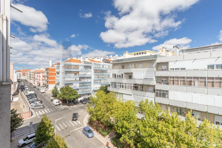 Apartamento T2 para Venda em Ajuda Foto 29