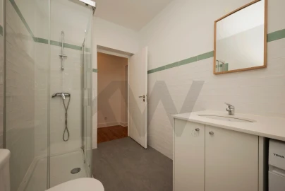 Apartamento T1 para Arrendamento em Santo António