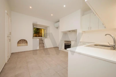 Apartamento T1 para Arrendamento em Santo António