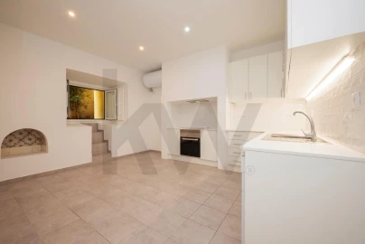 Apartamento T1 para Arrendamento em Santo António