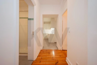 Apartamento T1 para Arrendamento em Santo António