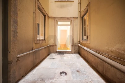 Apartamento T1 para Arrendamento em Santo António