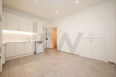 Apartamento T1 para Arrendamento em Santo António