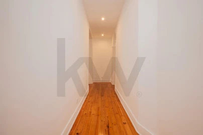 Apartamento T1 para Arrendamento em Santo António