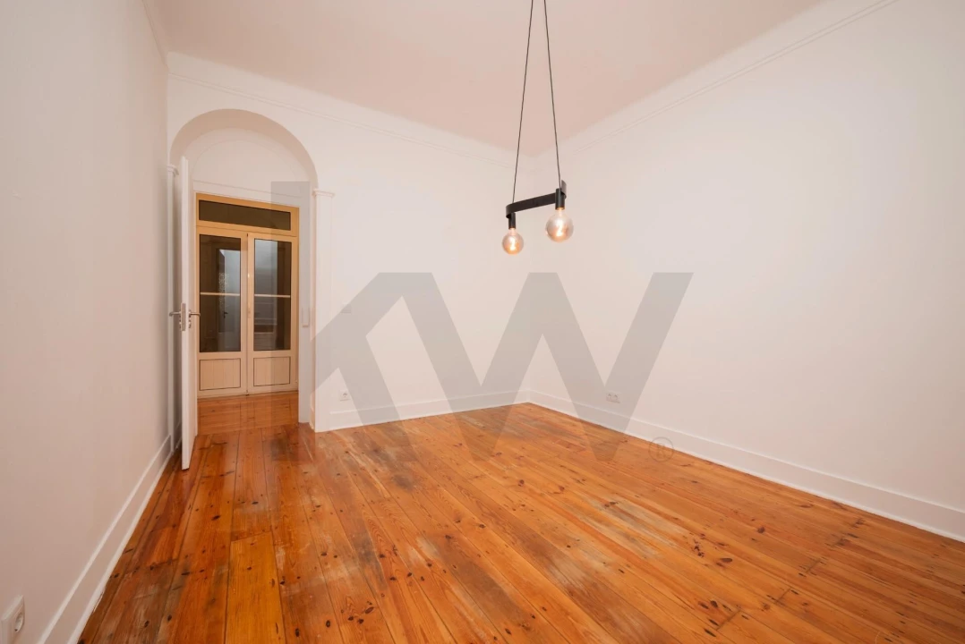 Apartamento T1 para Arrendamento em Santo António Foto 9