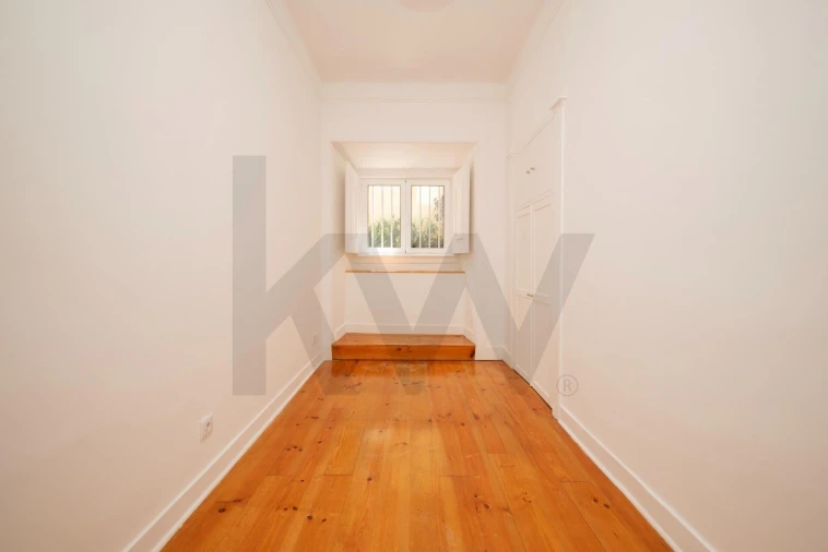 Apartamento T1 para Arrendamento em Santo António Foto 13