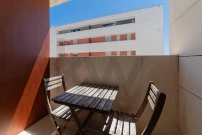 Apartamento T2 para Venda em Algés, Linda-A-Velha e Cruz Quebrada-Dafundo
