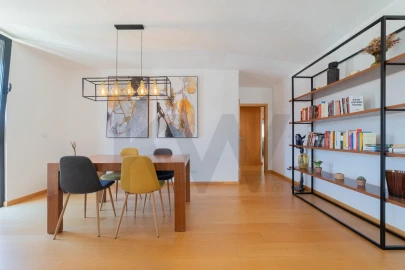 Apartamento T2 para Venda em Algés, Linda-A-Velha e Cruz Quebrada-Dafundo