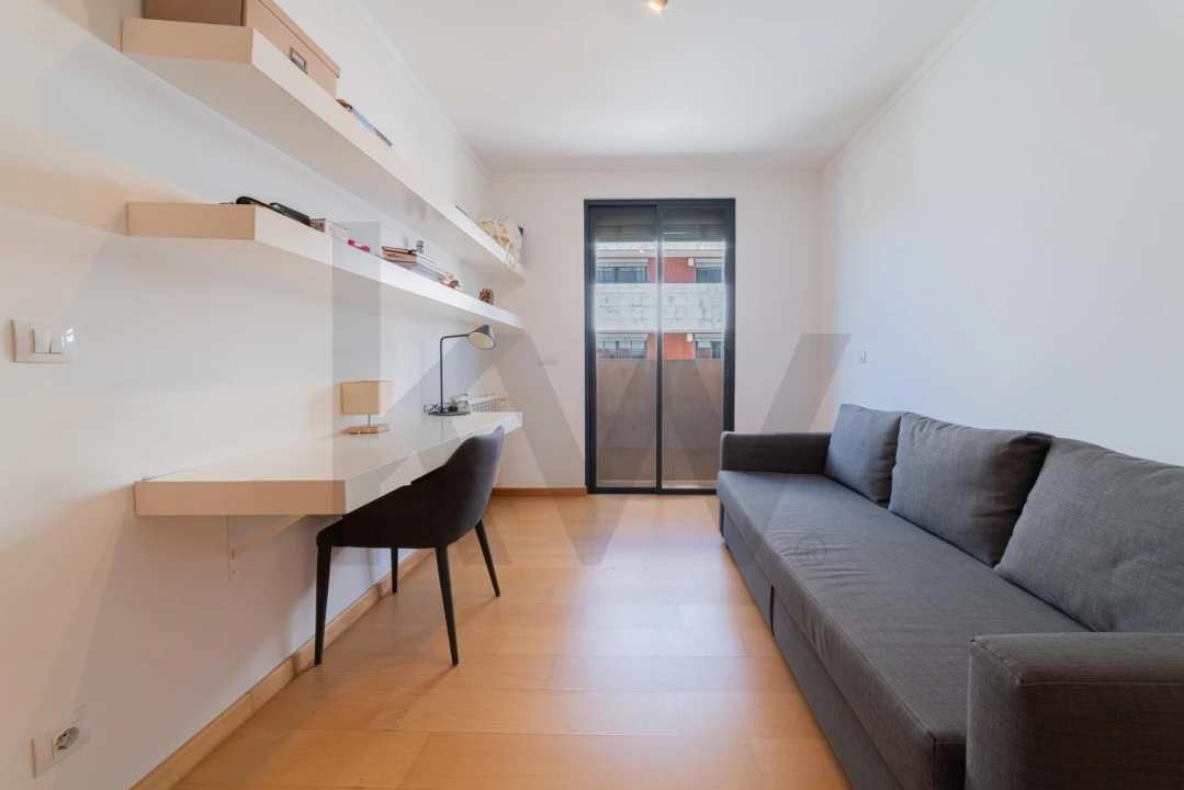Apartamento T2 para Venda em Algés, Linda-A-Velha e Cruz Quebrada-Dafundo Foto 10