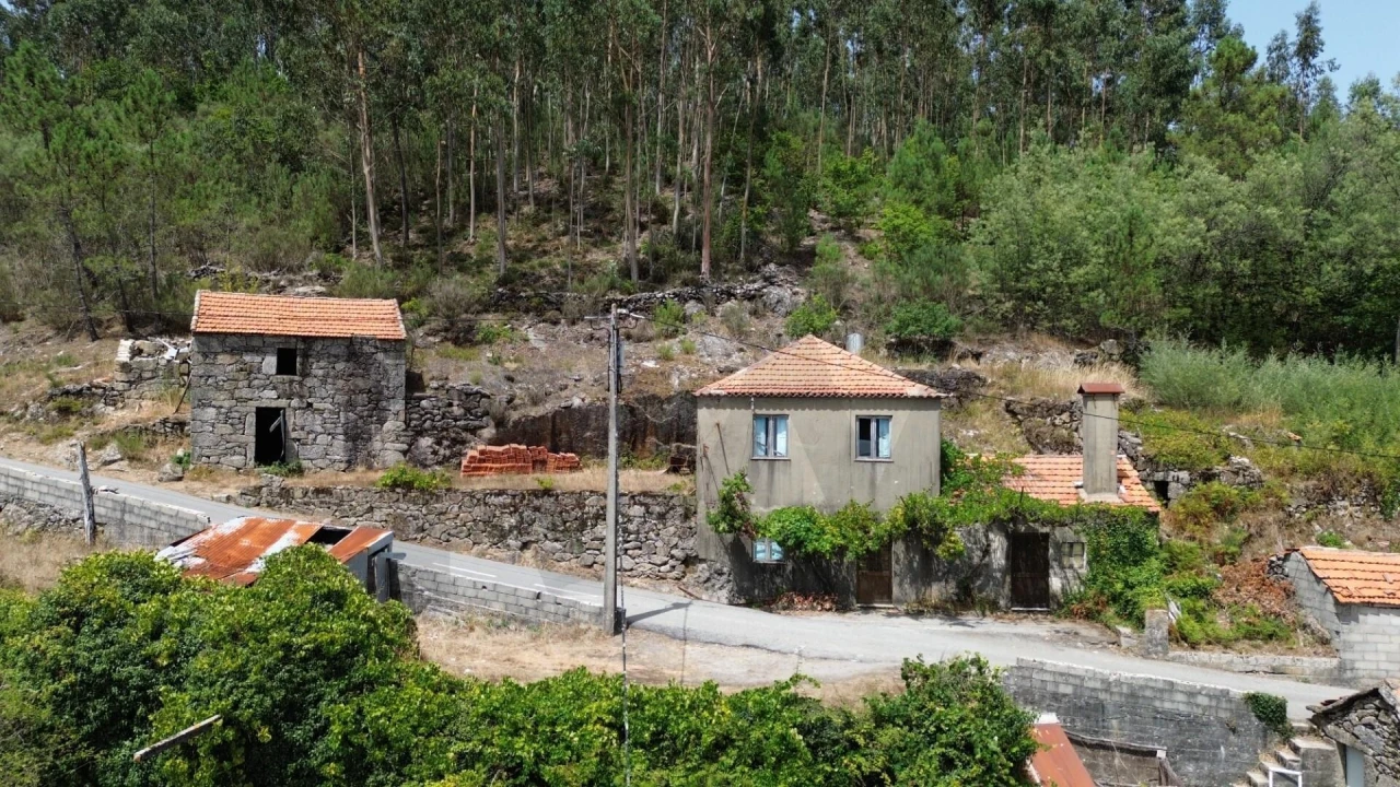 Moradia T4 para Venda em Junqueira Foto 31