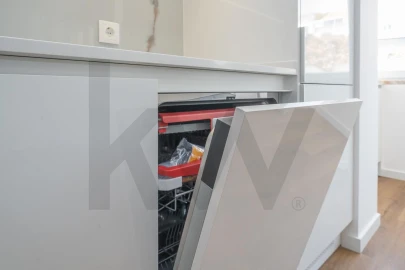 Apartamento T2 para Venda em Laranjeiro e Feijó
