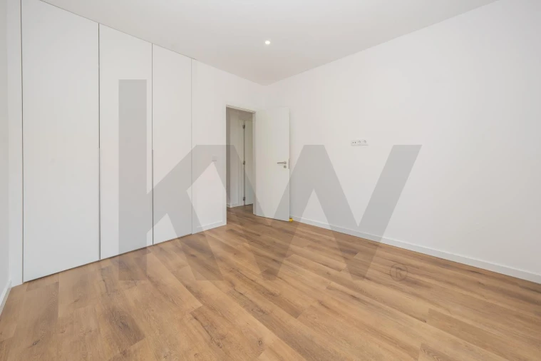 Apartamento T2 para Venda em Laranjeiro e Feijó Foto 22