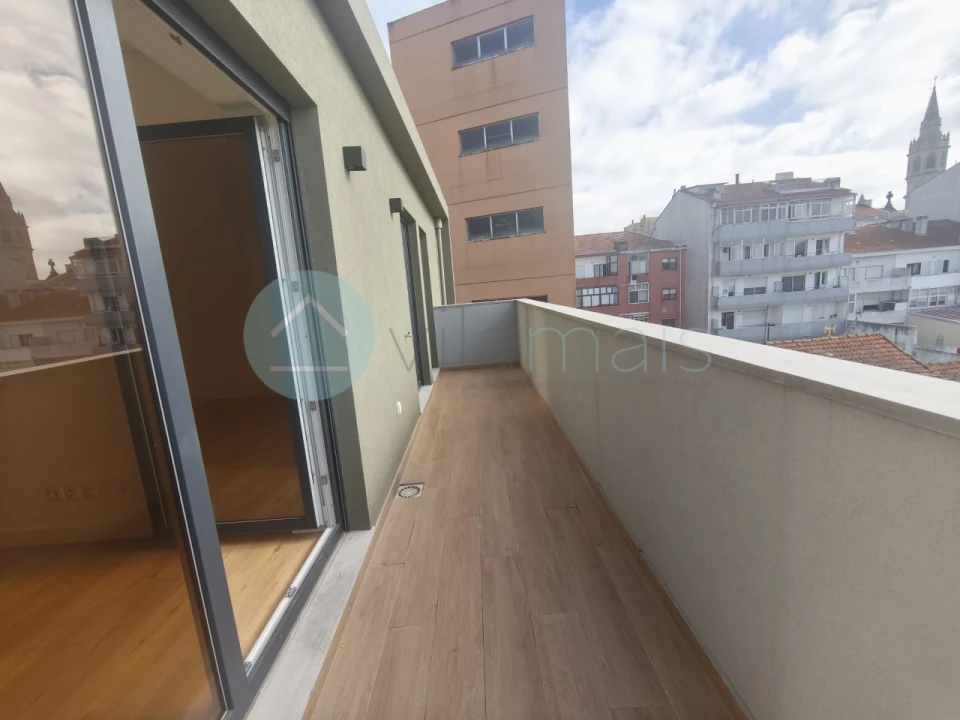 Apartamento T2 para Venda em Bonfim Foto 11